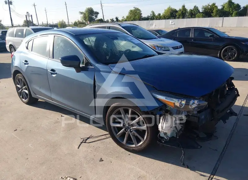 2018 Mazda 3 фото