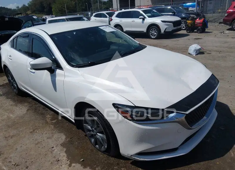 2018 Mazda 6 photo