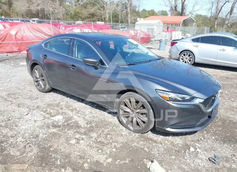 2018 Mazda 6 photo