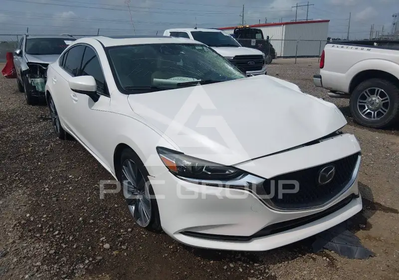 2018 Mazda 6 photo