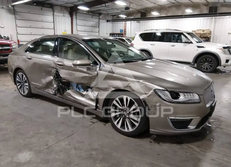 2018 Lincoln MKZ photo