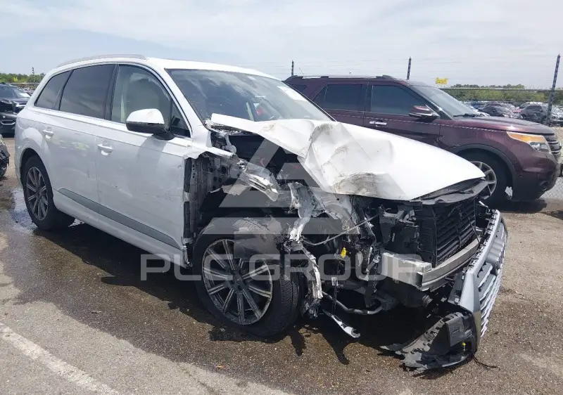 2018 Audi Q7 фото
