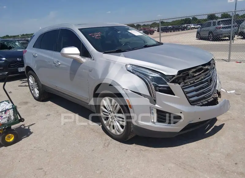 2018 Cadillac XT5 photo
