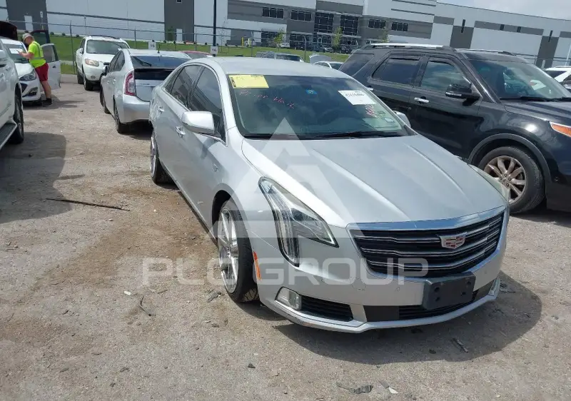 2018 Cadillac XTS photo