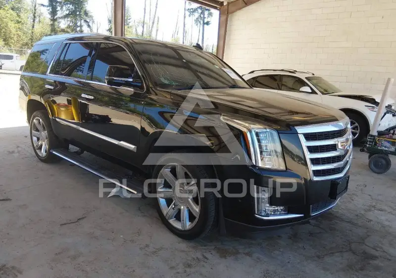2018 Cadillac ESCALADE фото