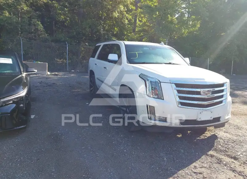 2018 Cadillac ESCALADE photo