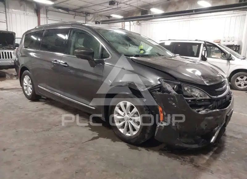 2018 Chrysler PACIFICA фото