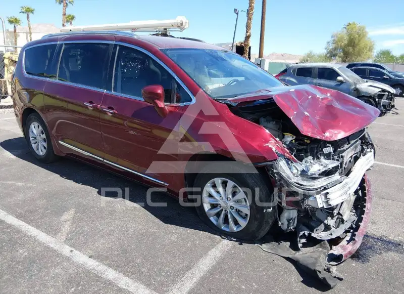 2018 Chrysler PACIFICA photo