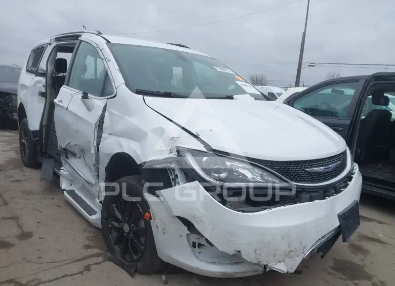 2018 Chrysler PACIFICA фото