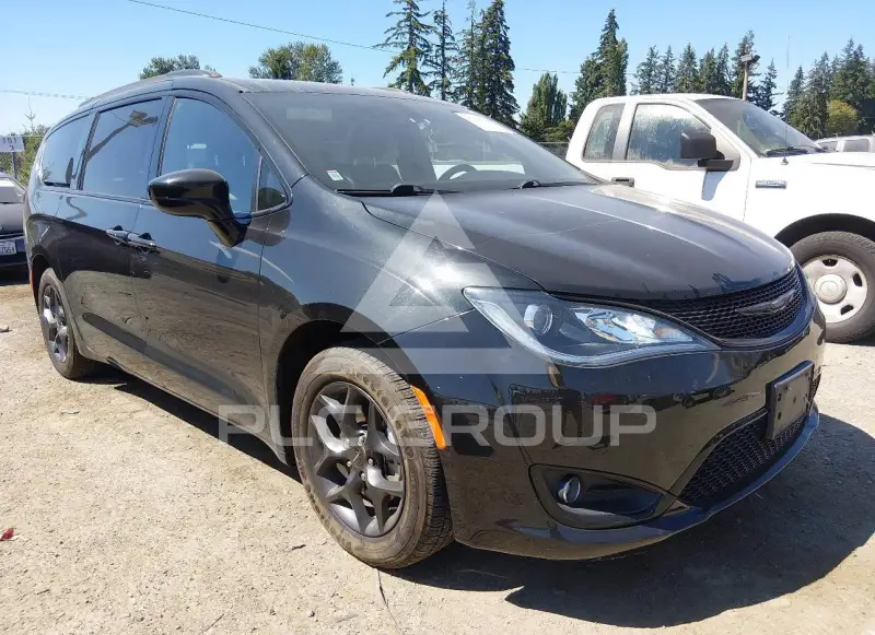 2018 Chrysler PACIFICA photo