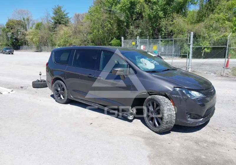 2018 Chrysler PACIFICA фото