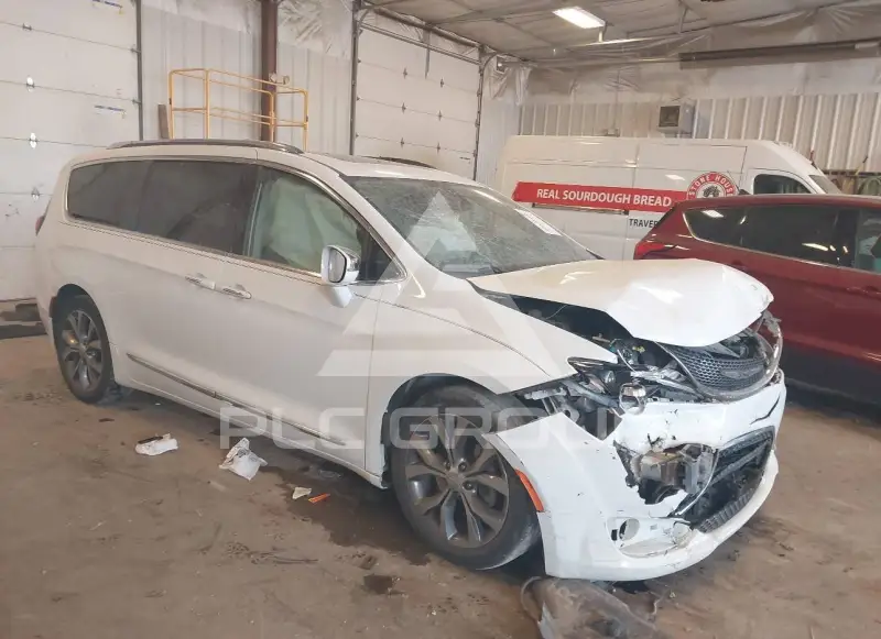 2018 Chrysler PACIFICA photo