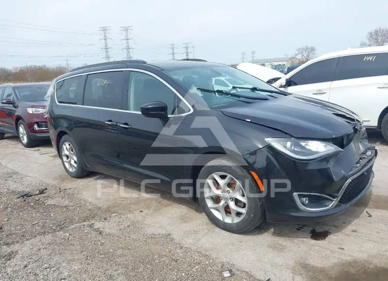 2018 Chrysler PACIFICA фото