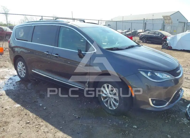 2018 Chrysler PACIFICA фото