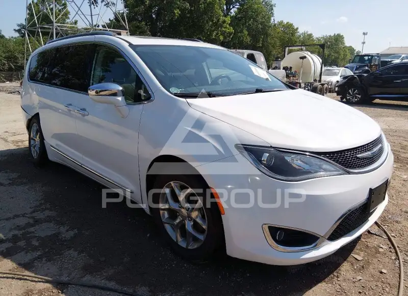 2018 Chrysler PACIFICA photo