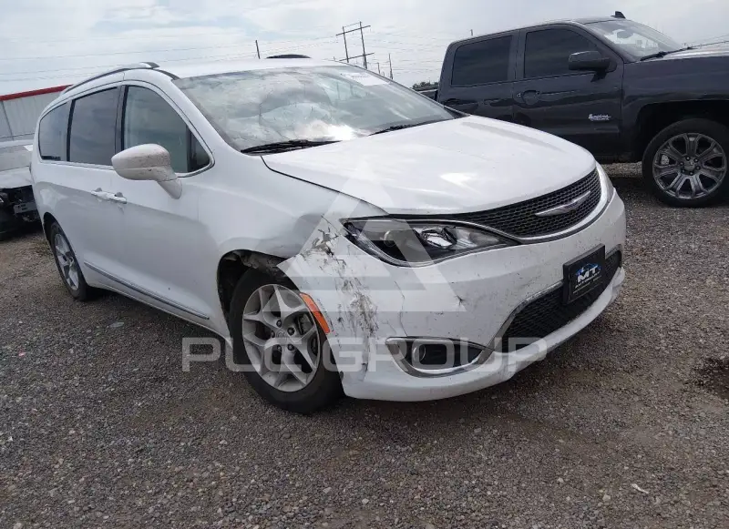 2018 Chrysler PACIFICA фото