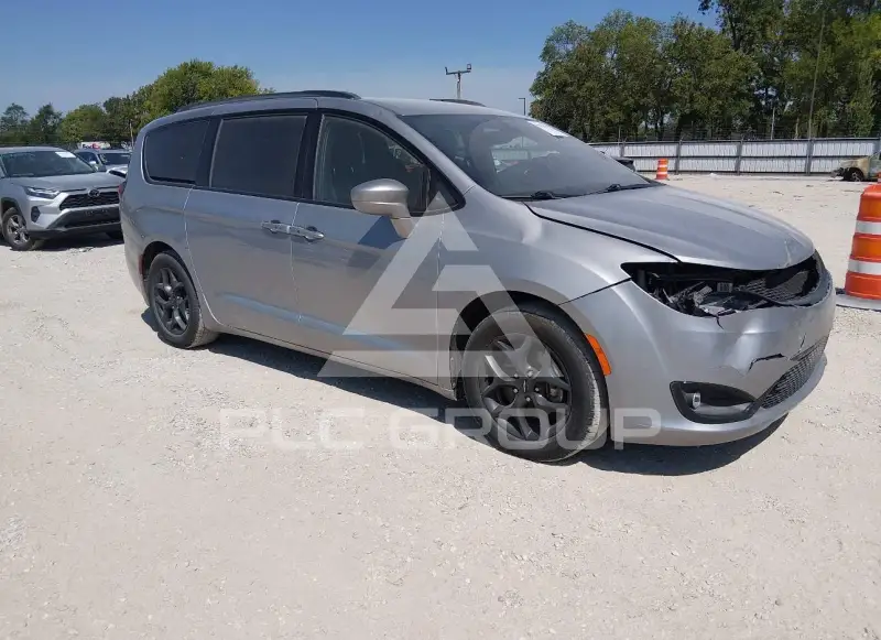2018 Chrysler PACIFICA photo