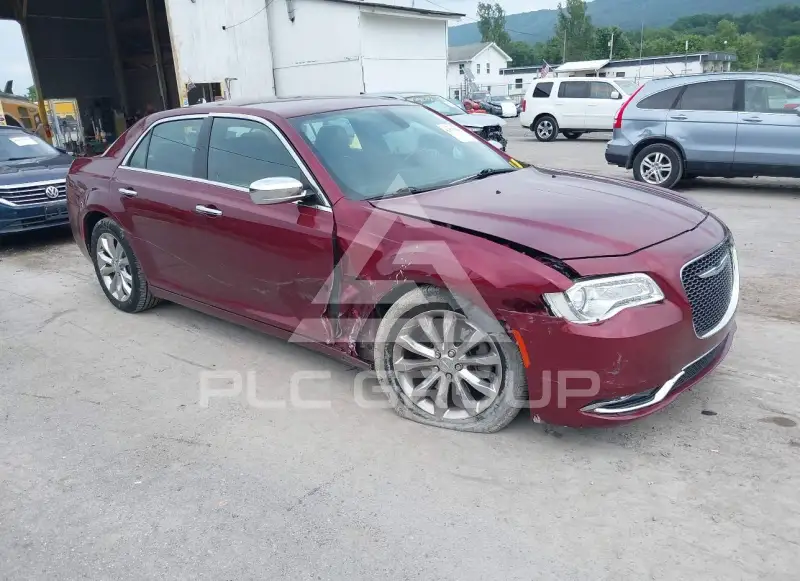 2018 Chrysler 300 фото