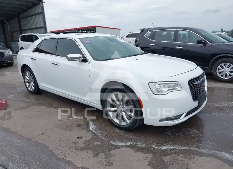 2018 Chrysler 300 photo