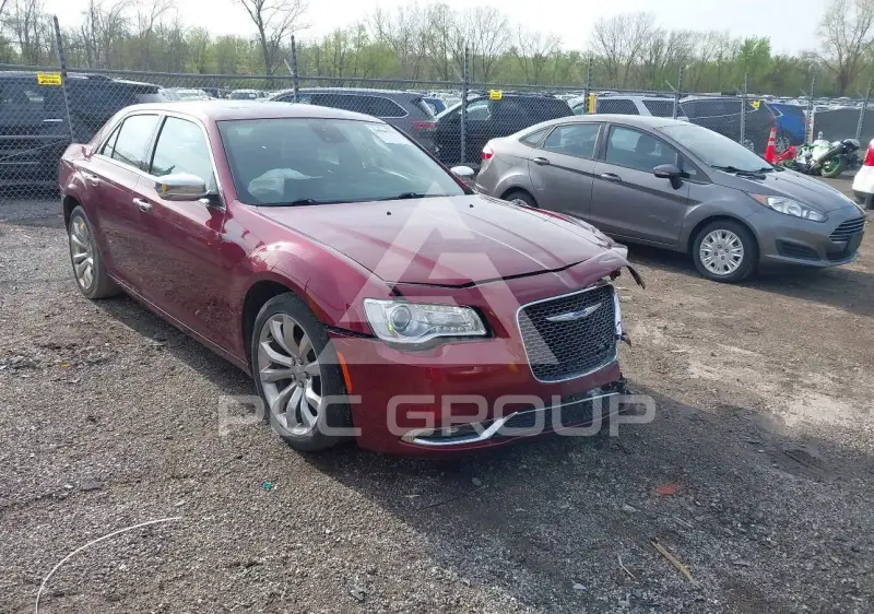 2018 Chrysler 300 фото