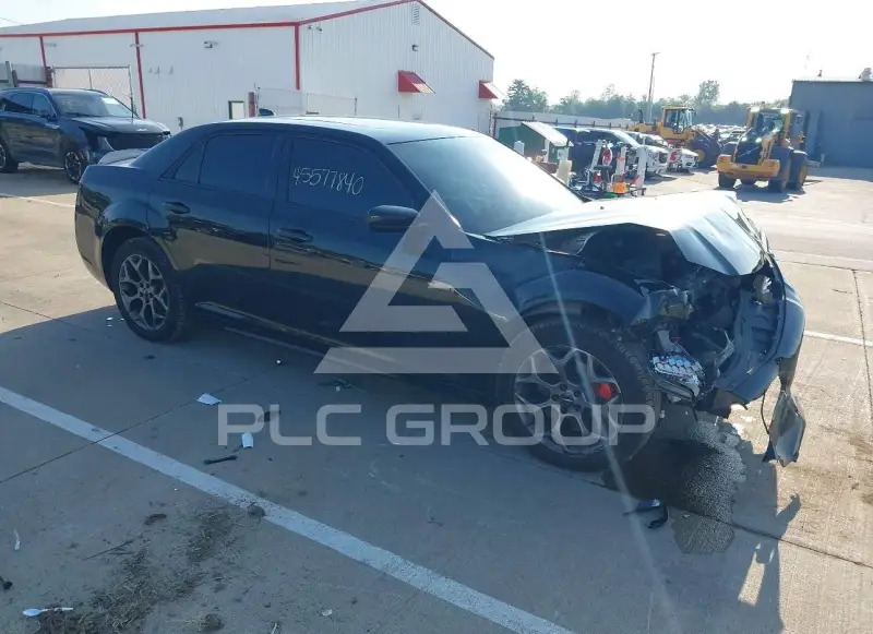 2018 Chrysler 300 фото