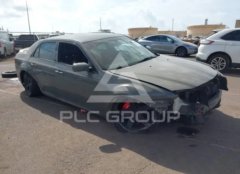 2018 Chrysler 300 photo