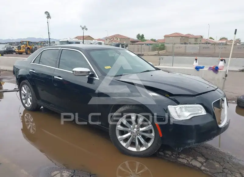 2018 Chrysler 300 фото