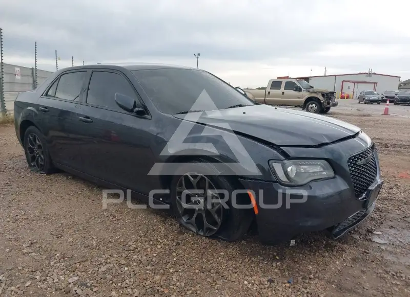 2018 Chrysler 300 фото