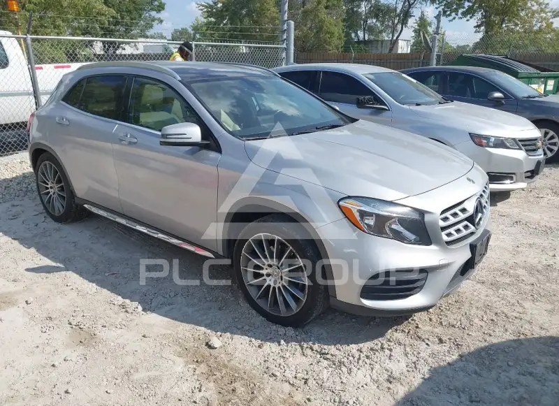2018 Mercedes Benz GLA-Class фото
