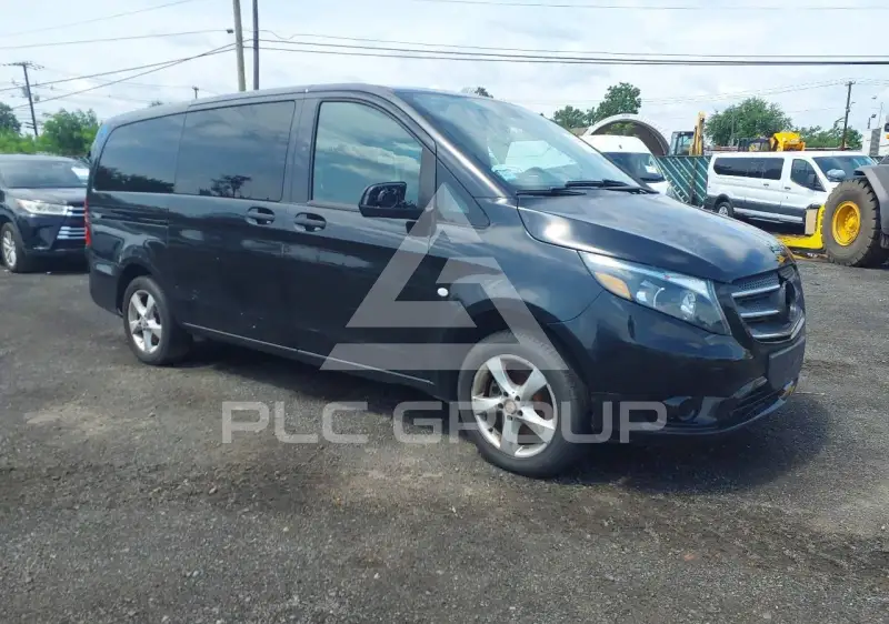 2018 Mercedes Benz METRIS photo