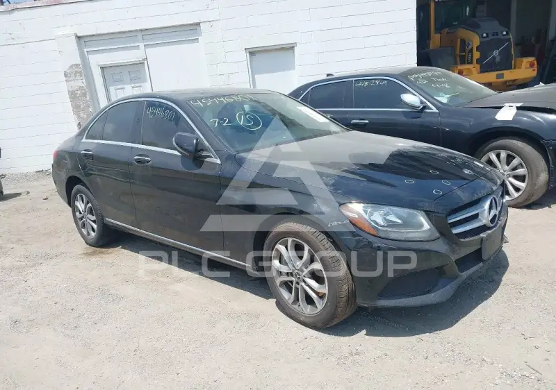 2018 Mercedes Benz C 300 фото