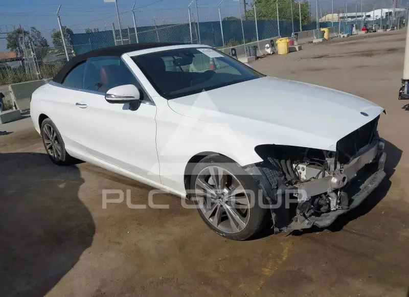 2018 Mercedes Benz C 300 photo