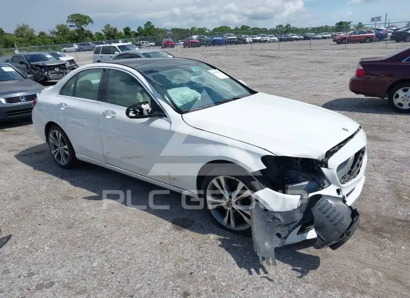 2018 Mercedes Benz C 300 фото