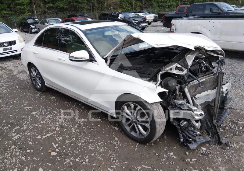 2018 Mercedes Benz C 300 фото