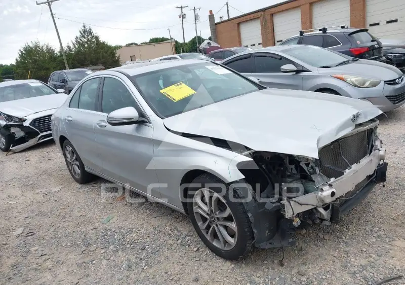 2018 Mercedes Benz C 300 фото
