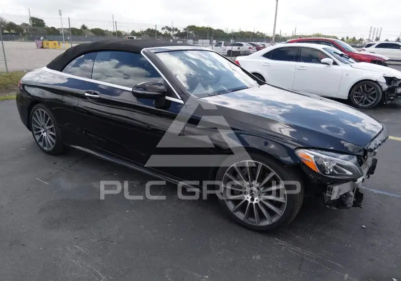 2018 Mercedes Benz C 300 фото