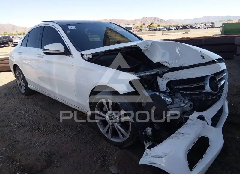 2018 Mercedes Benz C 300 photo