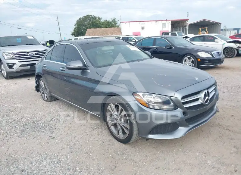 2018 Mercedes Benz C 300 photo