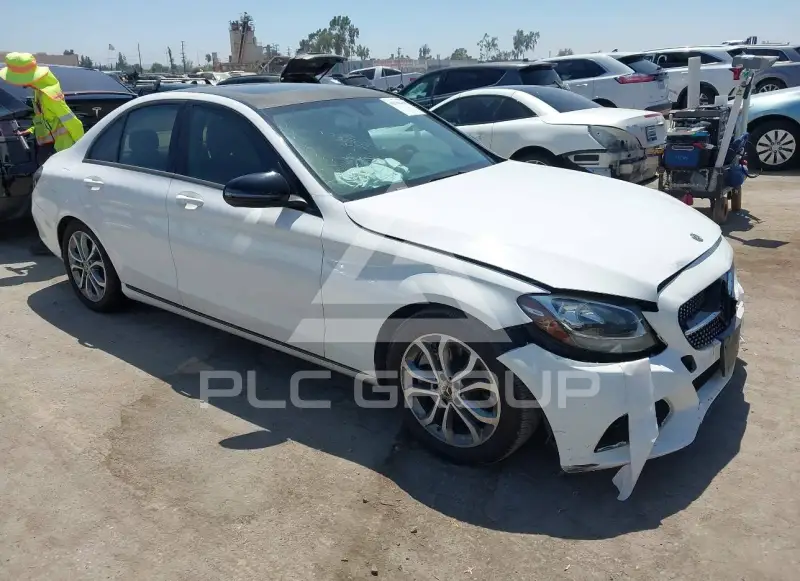 2018 Mercedes Benz C 300 фото