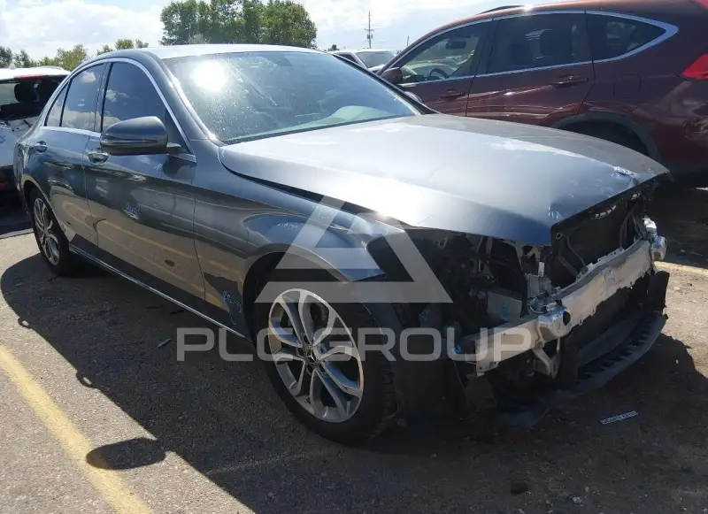 2018 Mercedes Benz C 300 фото