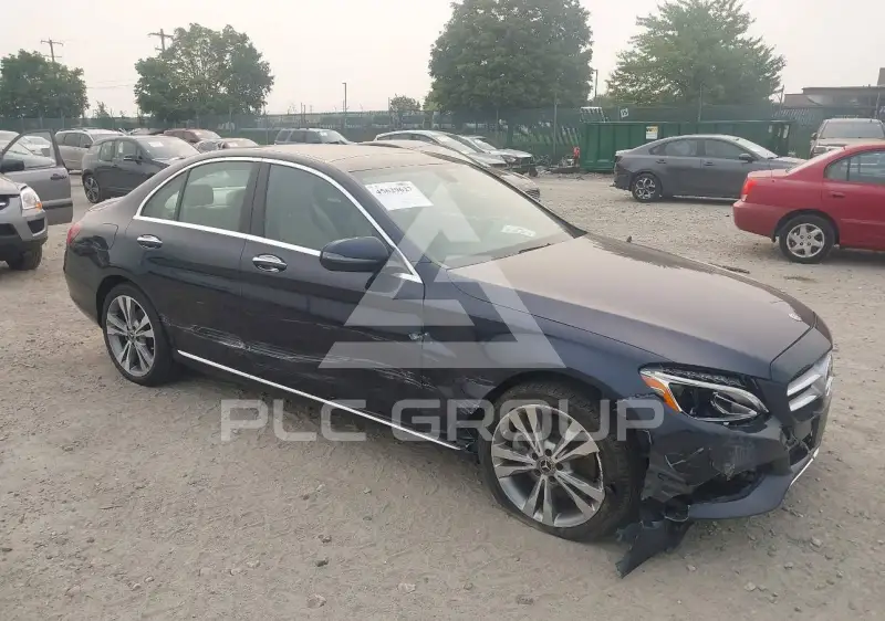 2018 Mercedes Benz C 300 фото