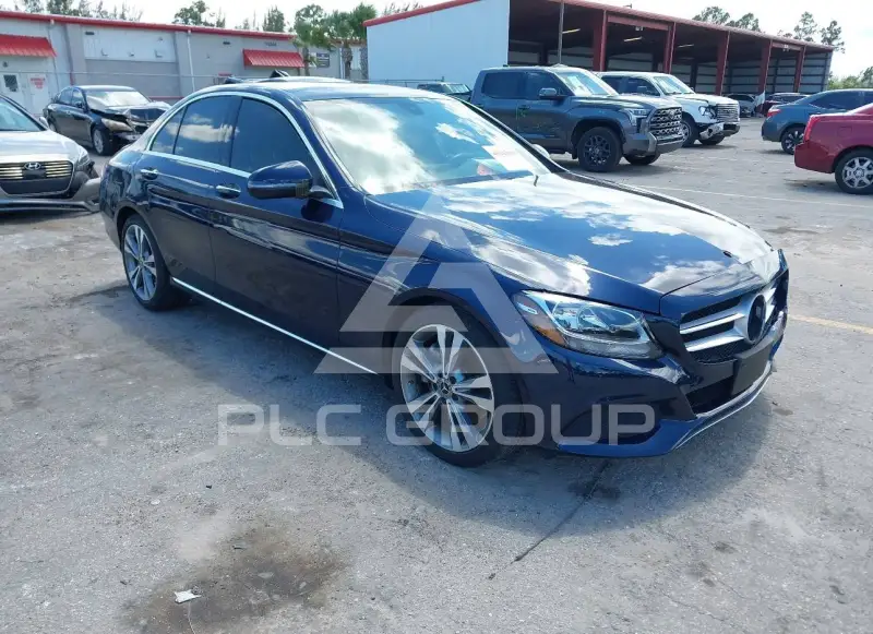 2018 Mercedes Benz C 300 фото