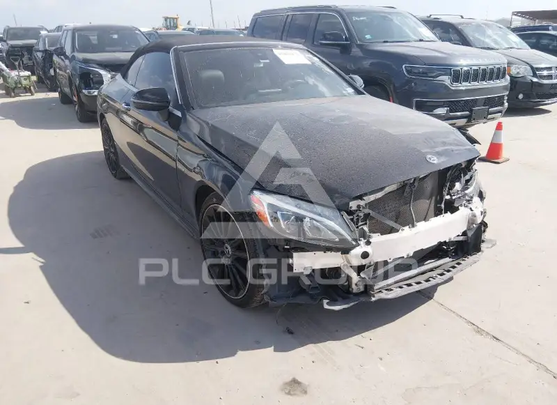 2018 Mercedes Benz C 300 фото