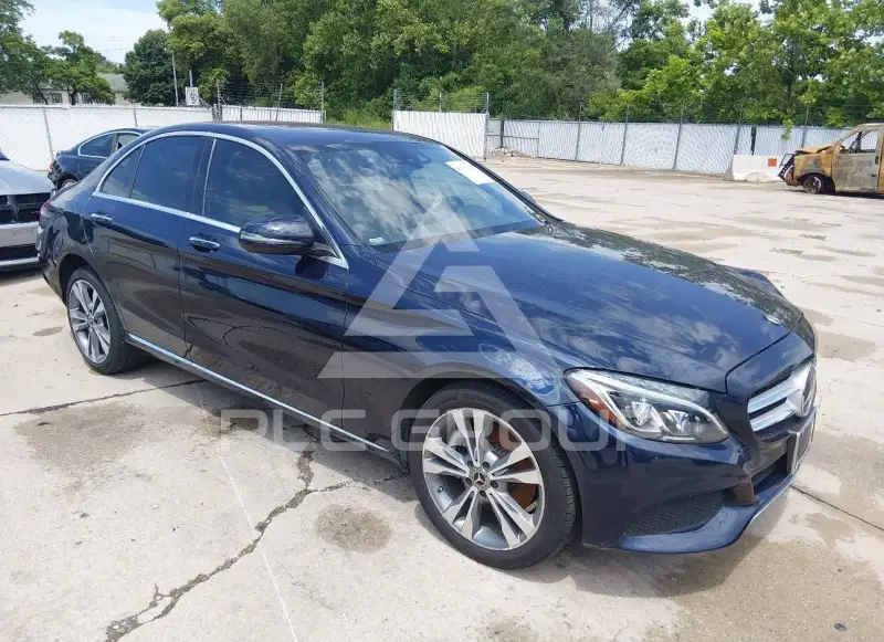 2018 Mercedes Benz C 300 photo