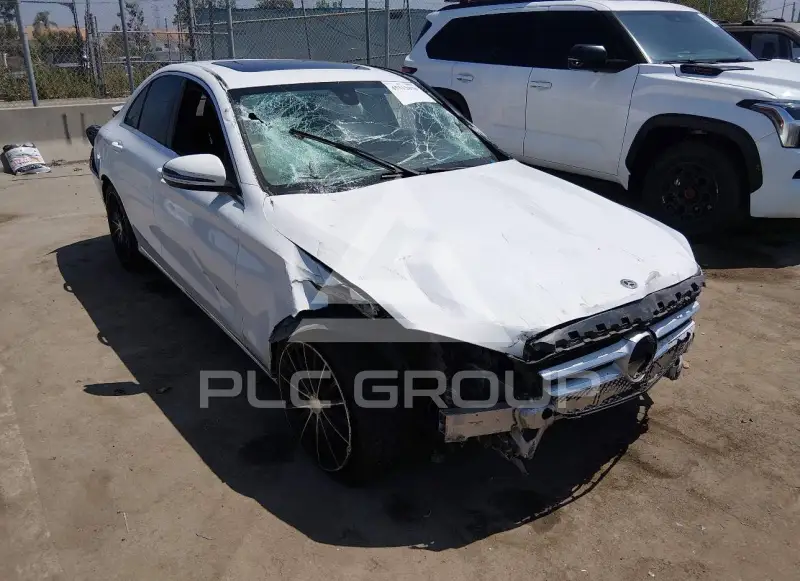 2018 Mercedes Benz C 300 photo