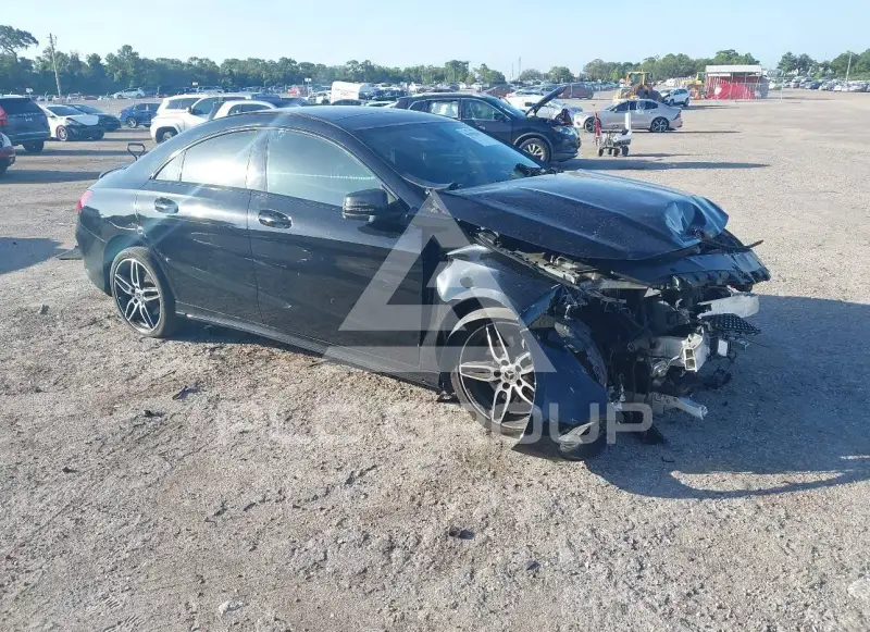 2018 Mercedes Benz CLA 250 фото