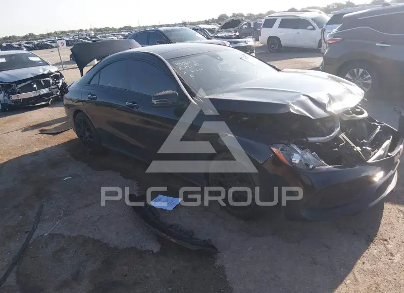2018 Mercedes Benz CLA 250 фото