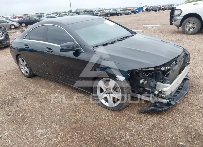 2018 Mercedes Benz CLA 250 фото