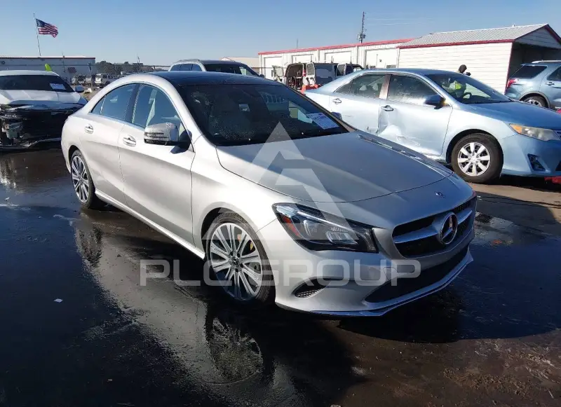 2018 Mercedes Benz CLA 250 фото