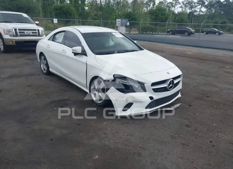 2018 Mercedes Benz CLA 250 фото